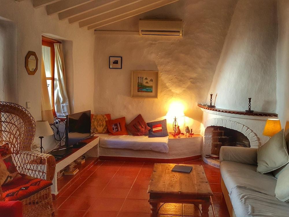 Casa Jazmin Carabeo